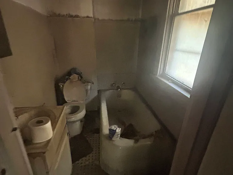 6041 Harney Ave — Photo 7