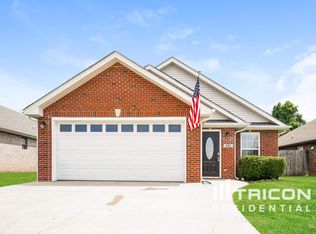 980 Culverson Ct, Clarksville, TN 37040