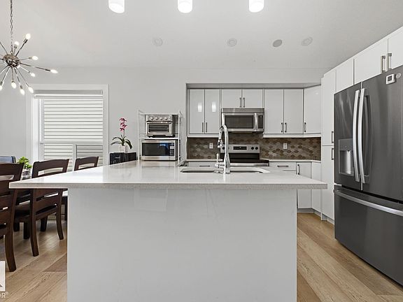 3rd image of 11816 168th Ave NW