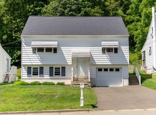 627 Nelson Rd, Johnson City, NY 13790