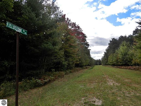 3rd image of LOT G Fieldstone Dr Lot G