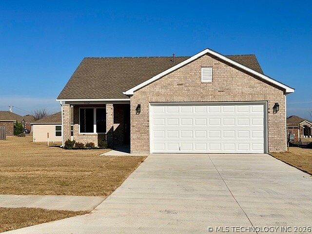 1st image of 1112 Raven Dr