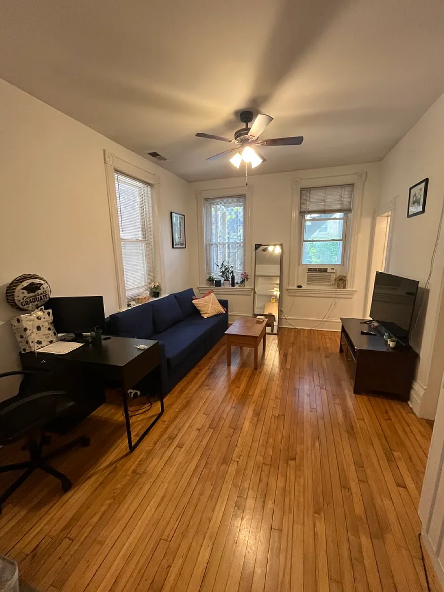 Building Photo - 1453 W Thomas St #1R
