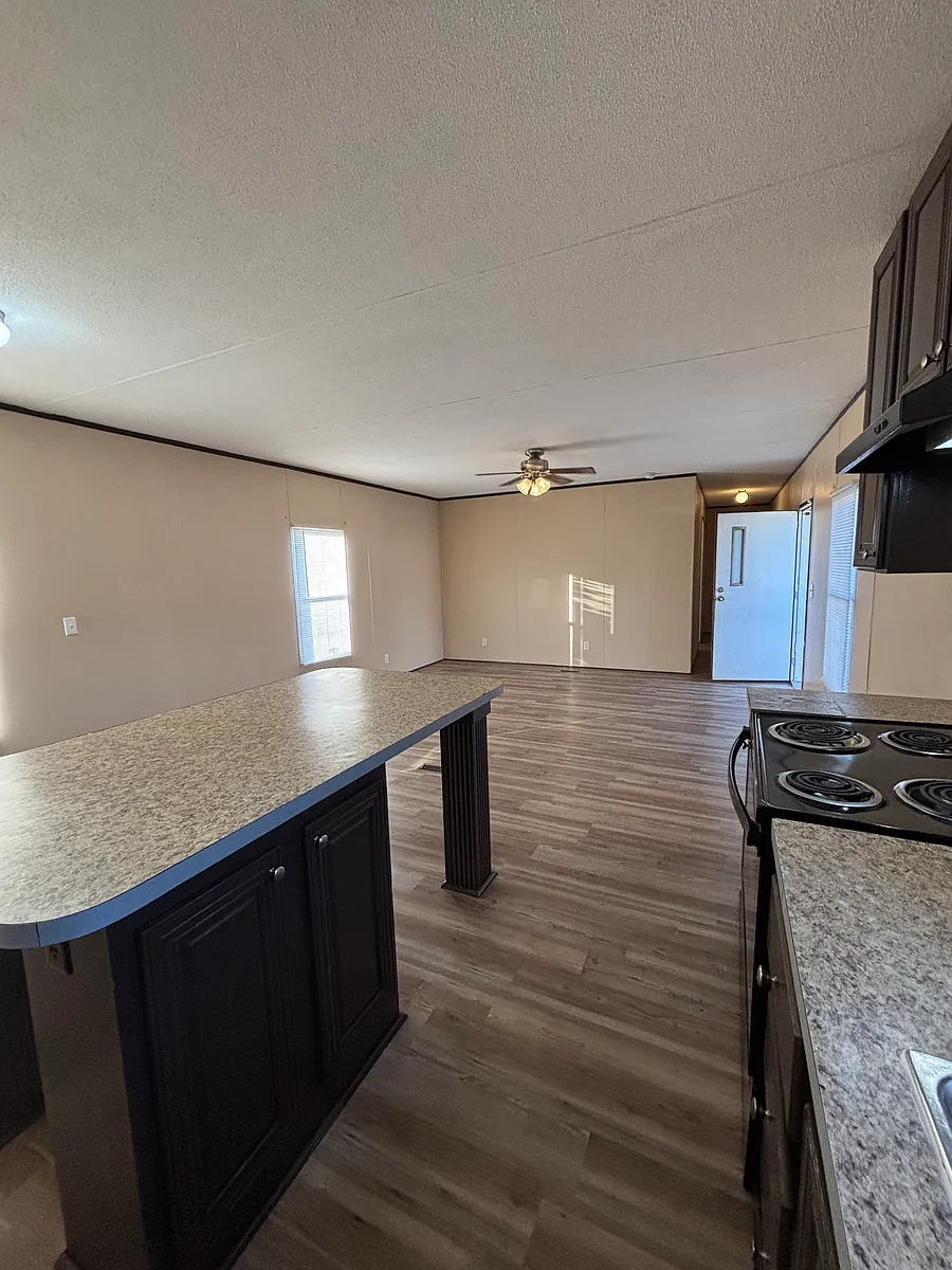 Kitchen/Living room - 1111 W Sabine St #T