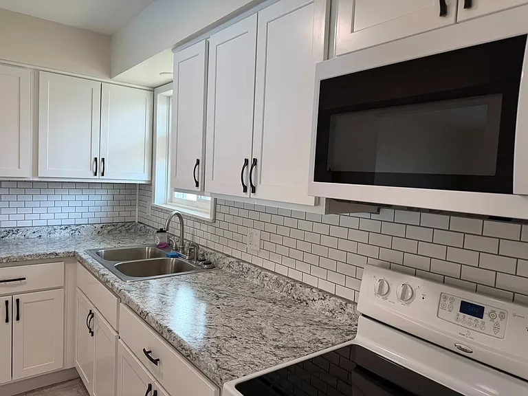 60 E Main St #22 — Photo 1