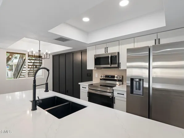 520 N STAPLEY Drive #166, Mesa, AZ 85203