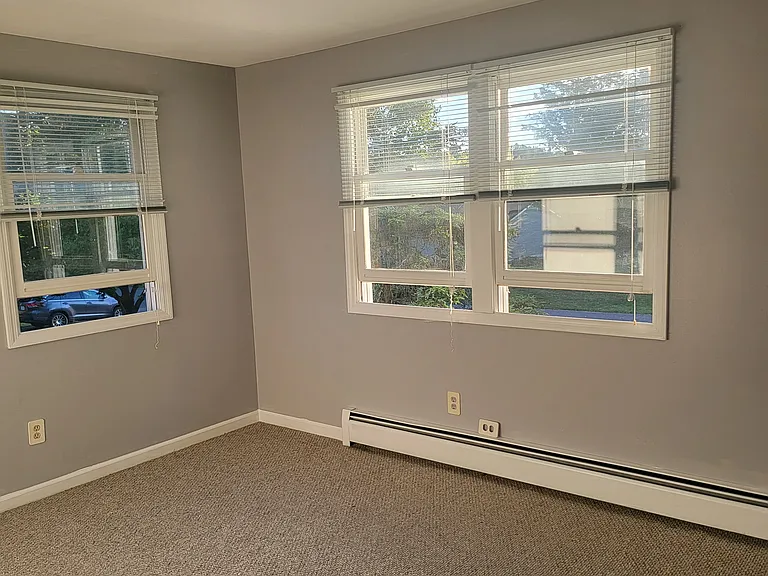 4911 Yeaworth Ln — Photo 23