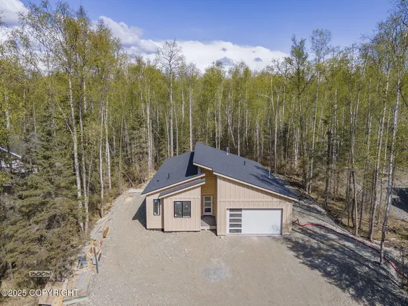 6941 W Vandenberg Dr, Wasilla, AK 99623