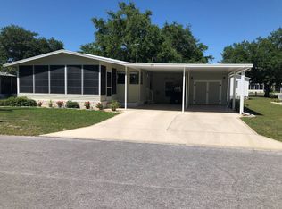 457 Carnation Dr, Fruitland Park, FL 34731