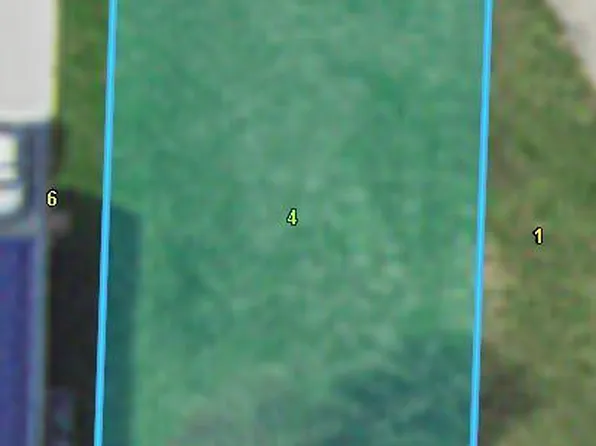 460 W Arrow St, Marshall, MO 65340