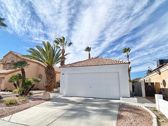 2nd image of 1220 Coral Isle Way