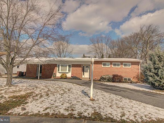 2nd image of 2208 Pleasant Dr