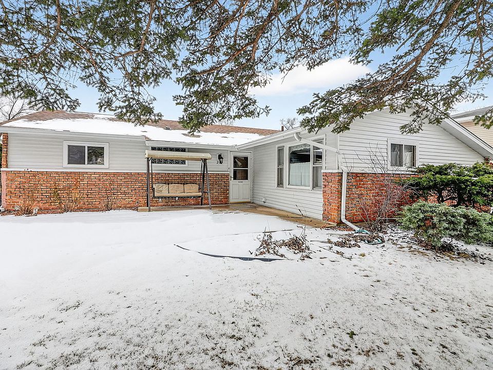 1st image of 212 Glengary Dr