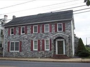 222 W Donegal St, Mount Joy, PA 17552