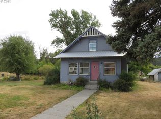 106 Riverside Ave, Wallowa, OR 97885