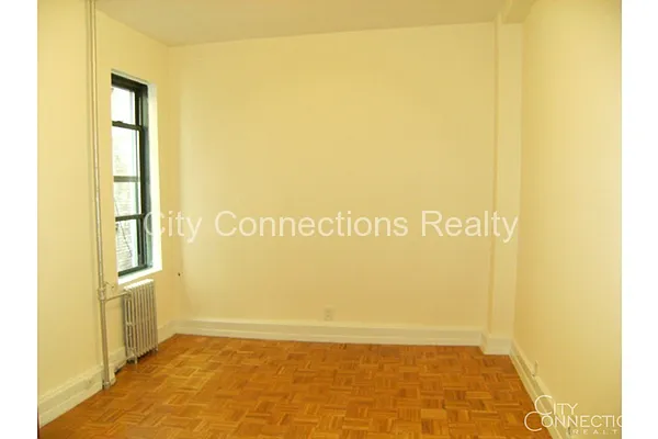 Rented by City Connections Realty | media 7