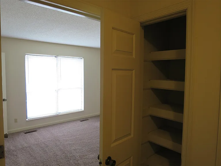 9019 Countryside Ln #D — Photo 13