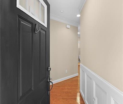 5th image of 1444 Neville Gardens Ln