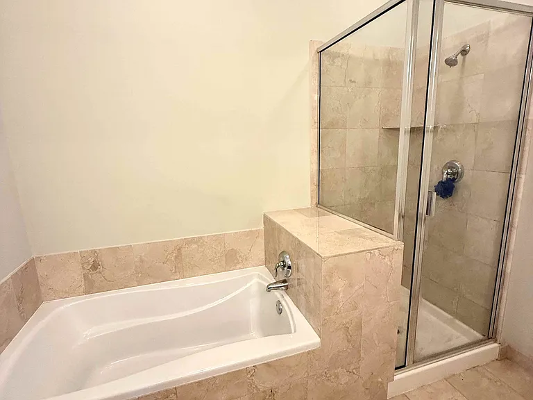 565 W Quincy St #1608 — Photo 13