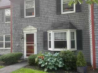 33 Munroe Ln #33, Topsham, ME 04086