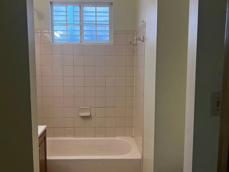 2138 Annette St — Photo 6