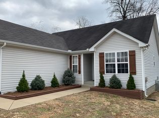 1001 Fall Creek Dr, Murfreesboro, TN 37129