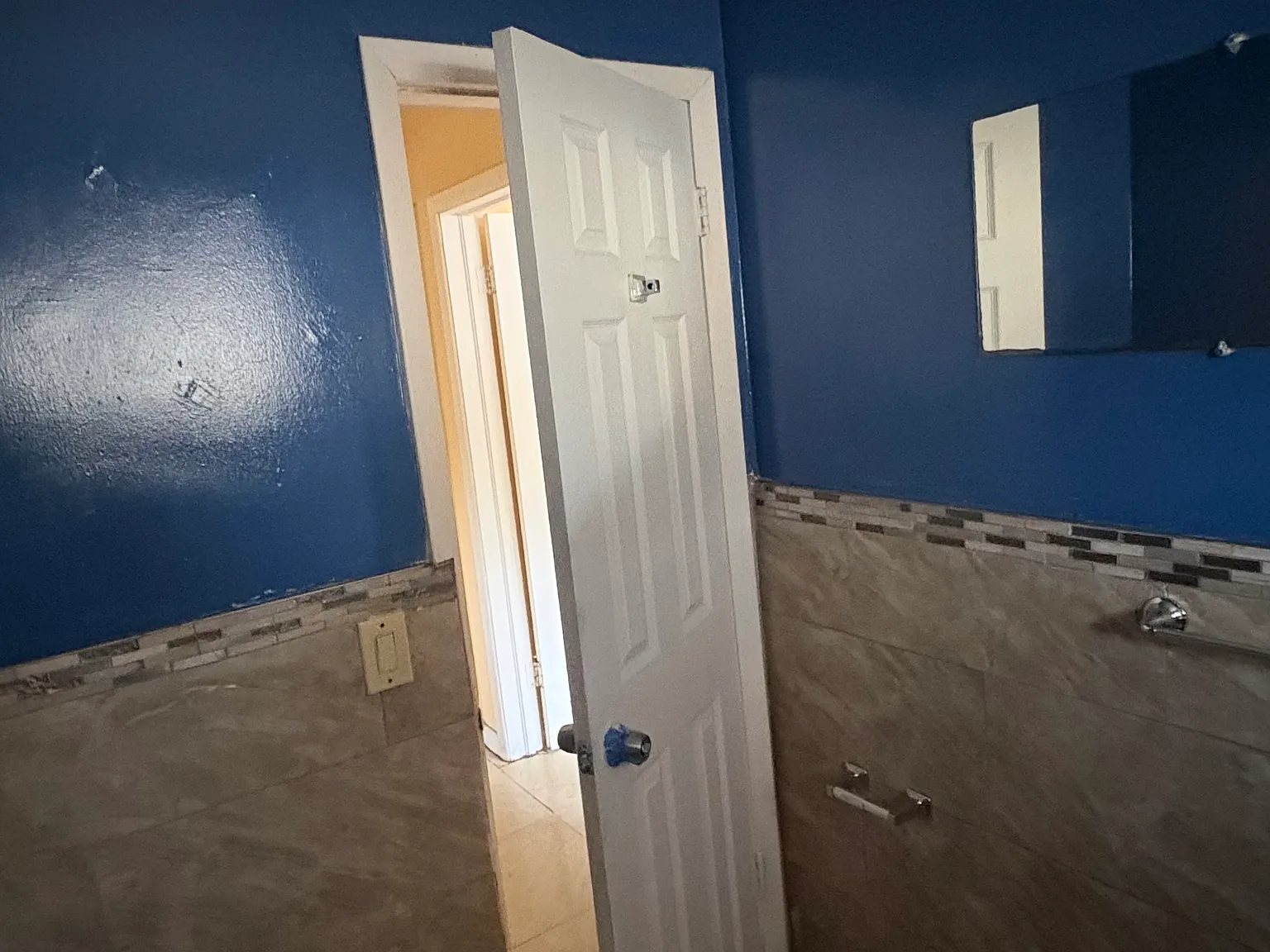 4 bed, 1888 sqft, $2,500 — Photo 4