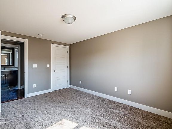 5th image of 243 Detroit Ave #2435DET