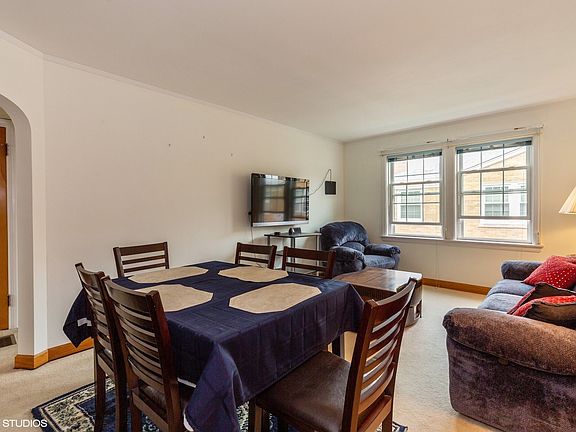 3rd image of 5865 N Elston Ave #2S