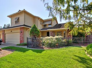 6302 Laguna Villa Way, Elk Grove, CA