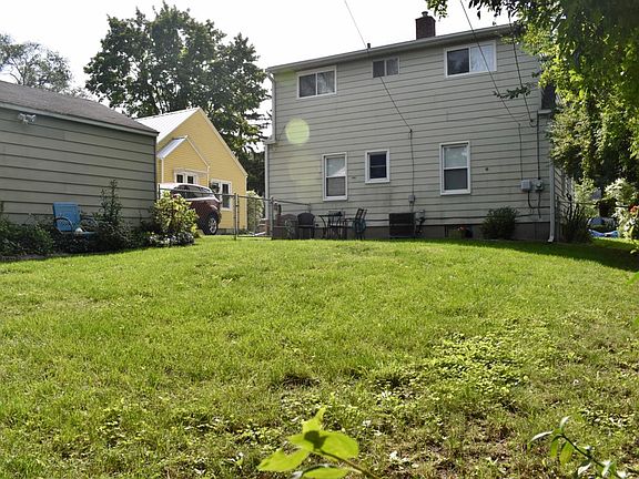 5th image of 906 Sunnyside Blvd