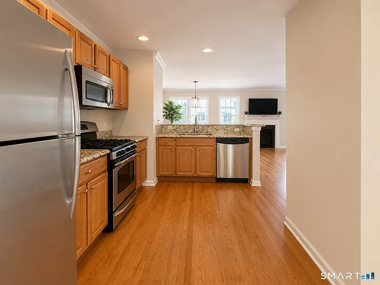 1401 Briar Woods Ln #1401 — Photo 10