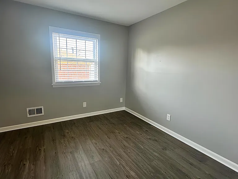 8510 Michael Edward Dr — Photo 14