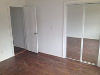 5th image of 861 E 215th St