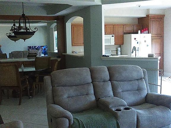 4th image of 10700 Ravenna Way Unit 105