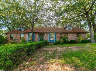 1 Cedar Creek Ct, North Little Rock, AR 72116