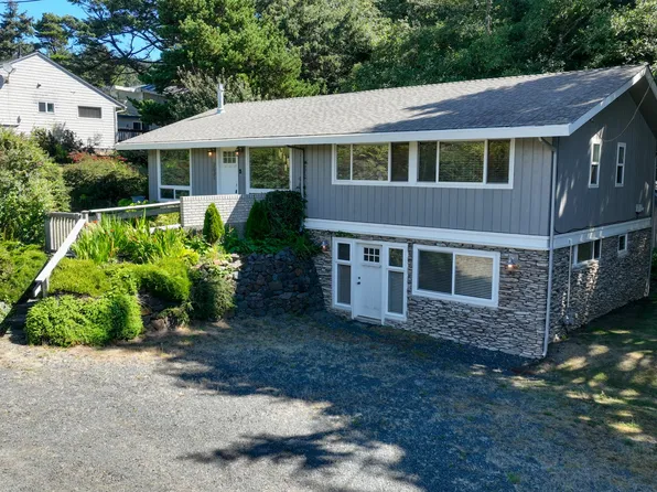 2631 S Hemlock St, Cannon Beach, OR 97110