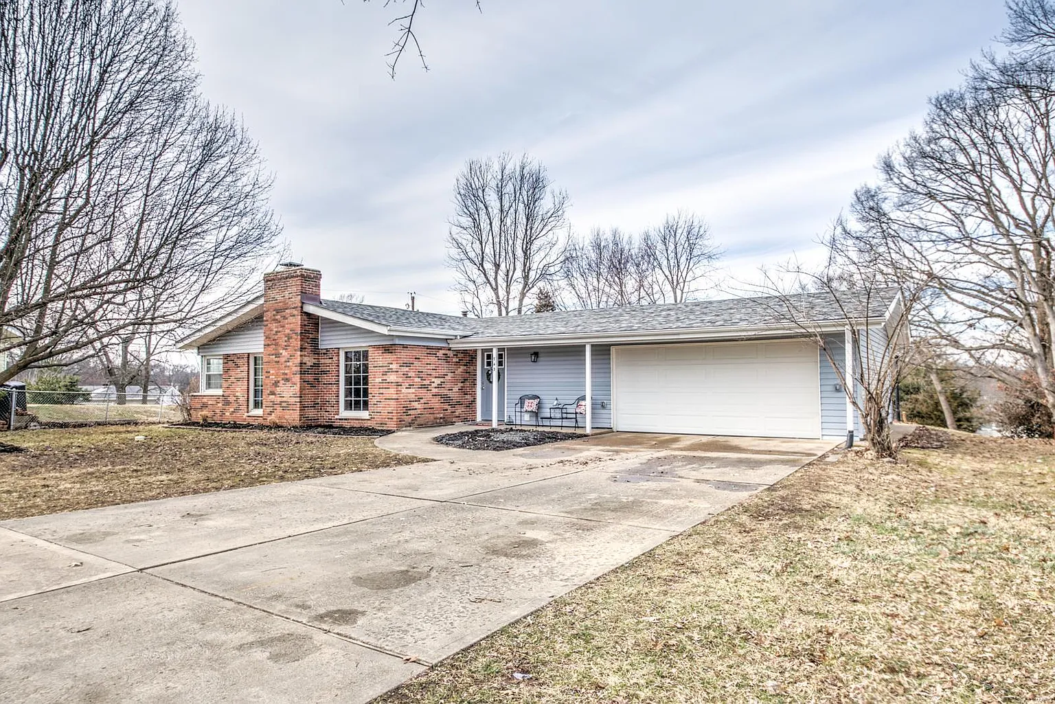 743 Caspian Ln photo 1