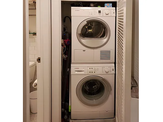 Rented by Douglas Elliman | media 24