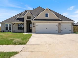 849 Ardiano Ave, Tontitown, AR 72762