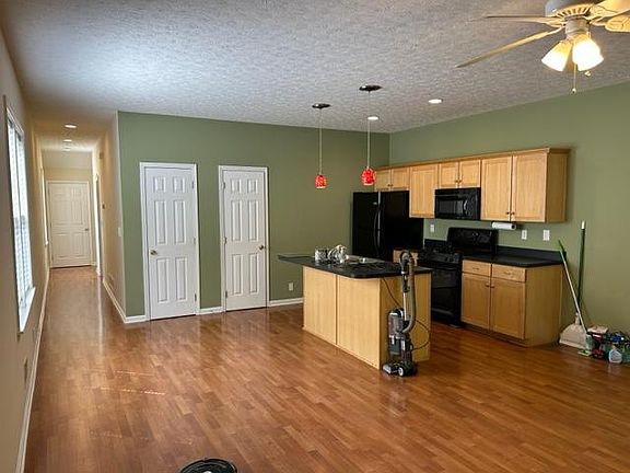 Kitchen, from rear /main entrance.