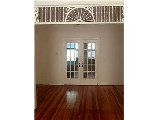 Rented by Douglas Elliman | media 19