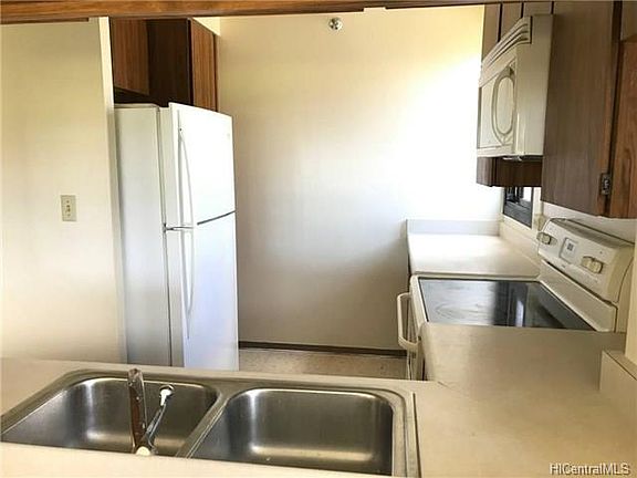 4th image of 5080 Likini St #South718
