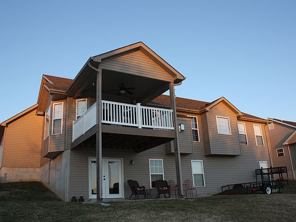 10x12 covered Deck w/fan