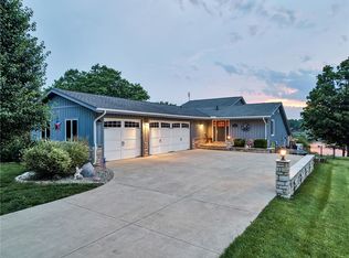 4430 Navajo Trl, Jamestown, OH 45335
