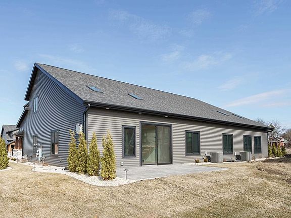 4th image of 365 Ridge View Drive #15