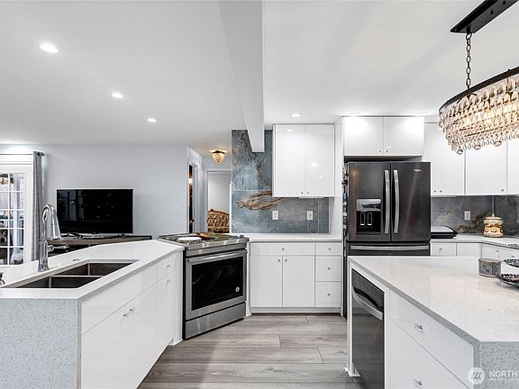 5th image of 28461 26th Avenue S