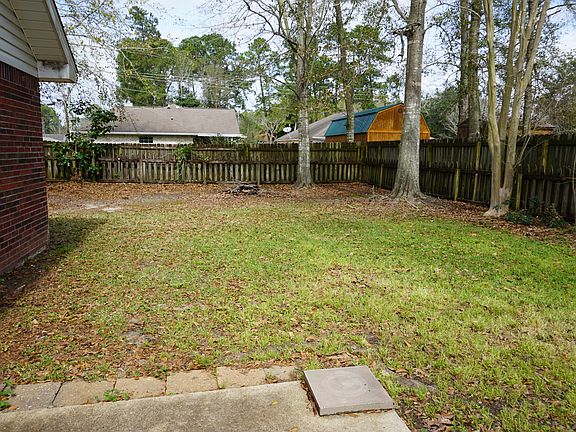 2nd image of 9004 Live Oak Ave