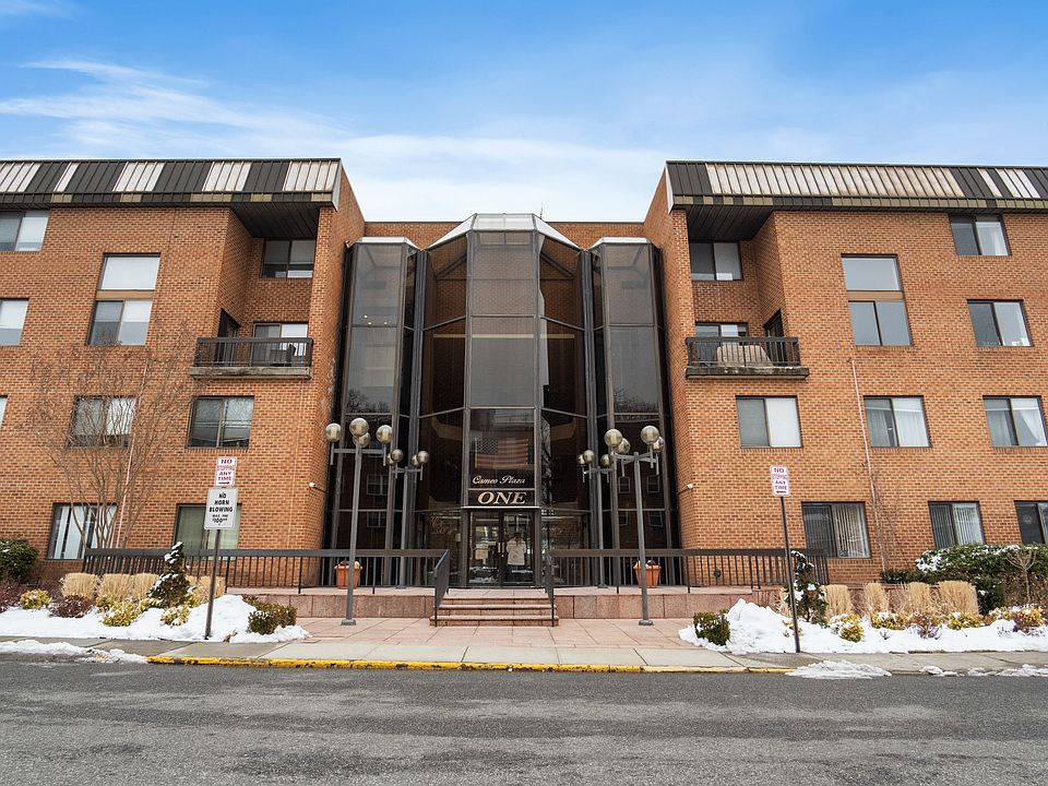 1st image of 1 Ipswich Ave APT 324