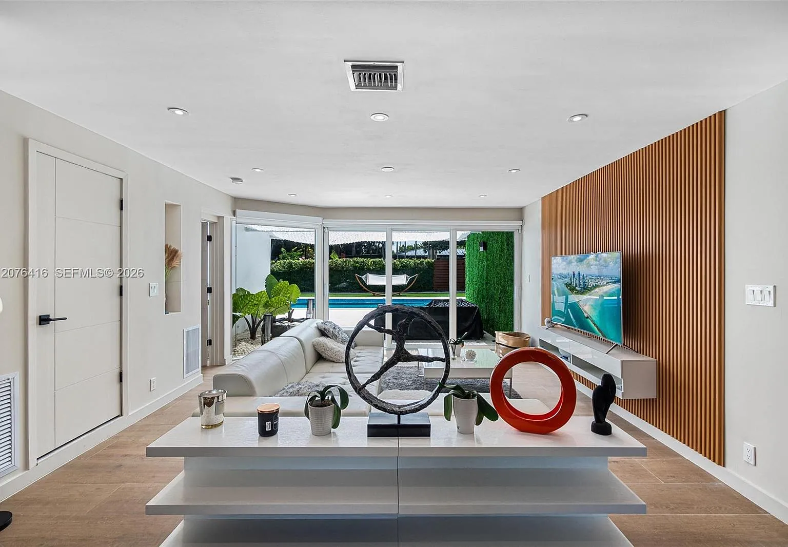 Miami Shores Estates — Photo 3